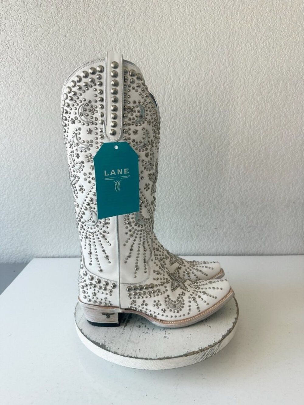 Lane SOLSTICE Womens White Studded Cowboy Boots Tall Snip Toe Leather Size 8 - Picture 2 of 14